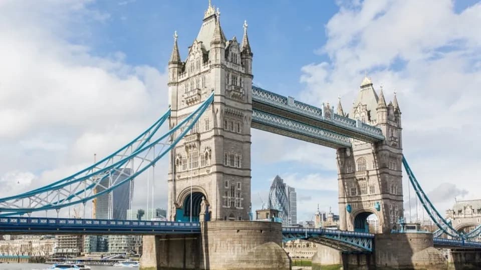 Tower Bridge Entry Tickets - Image 1